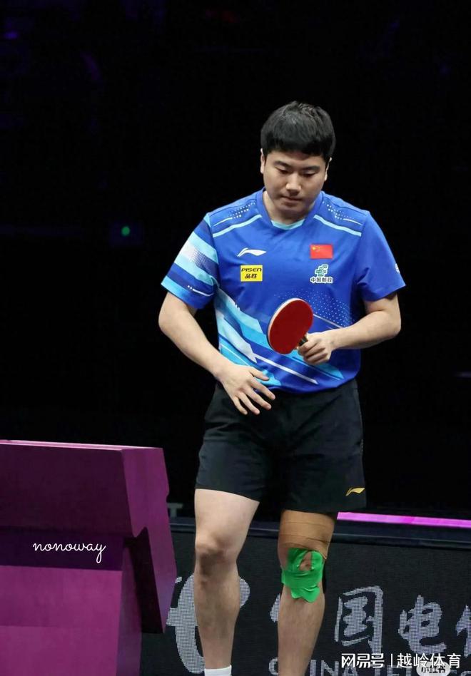 勒布伦决胜局8-1开好头 坐等林诗凯发重庆冠军赛：梁靖崑3-2险胜小(图5)