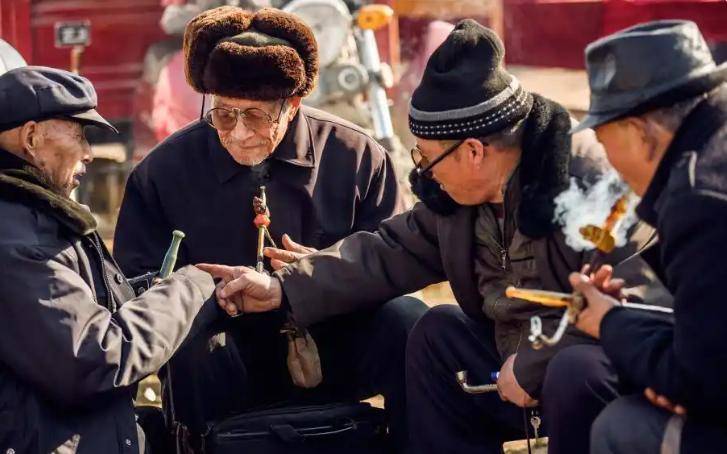 以下的烟会越来越少35亿人或无烟可吸?凯发首页登录我国香烟又迎大变革10元(图3) 以下的烟会越来越少35亿人或无烟可吸?凯发首页登录我国香烟又迎大变革10元(图3)